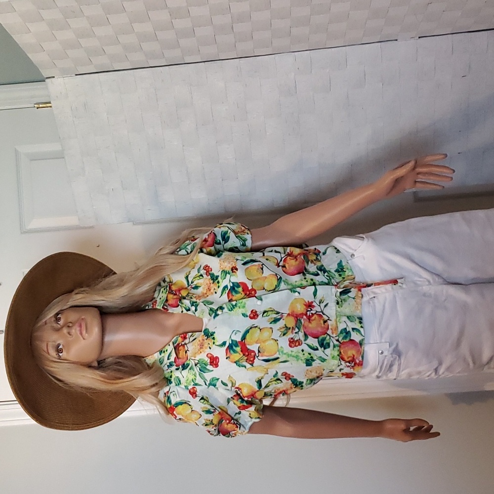 New Laura Conrad Blouse Size Medium BIN X